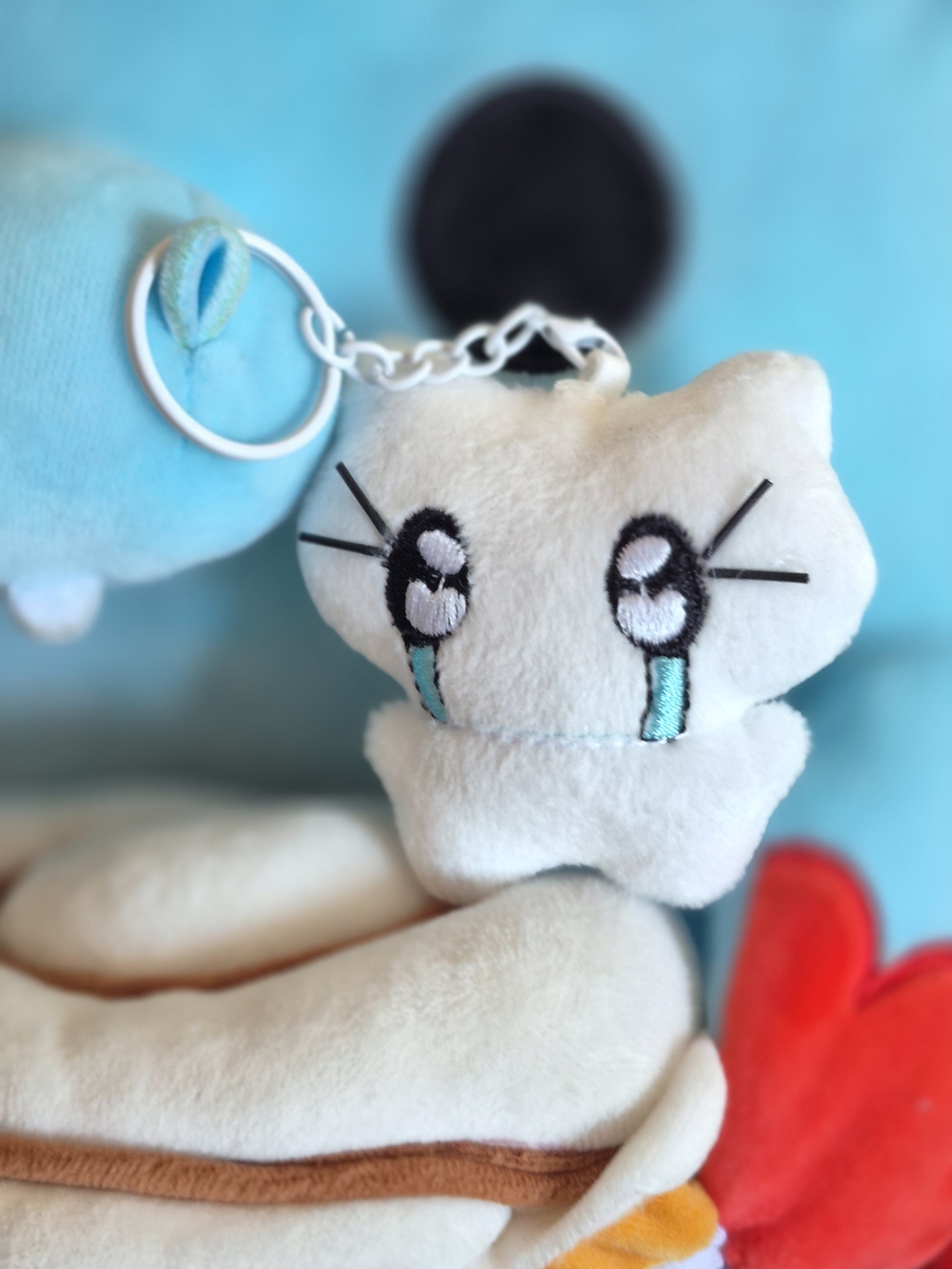 Cute White Crying Cat Plush Keychain ☆ Zipper Charm Coin Bag Purse Backpack Keys